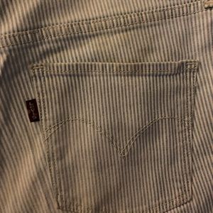 Levi’s size 28 striped lightweight denim pants